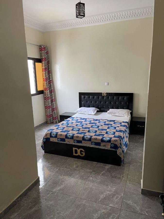 Residence Des Almadi ダカール エクステリア 写真